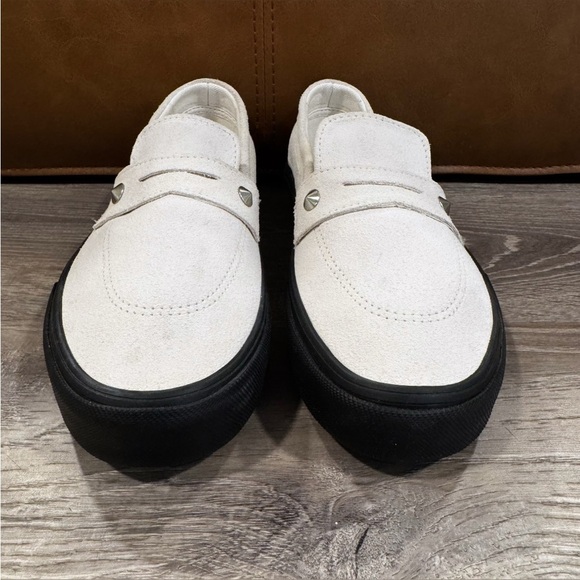 VANS Style 53 White Suede Spiked Slip On Loafers Size 9 - Picture 4 of 12